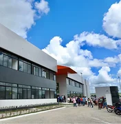 Controladoria vai apurar suposto pagamento irregular de bolsas na Uneal