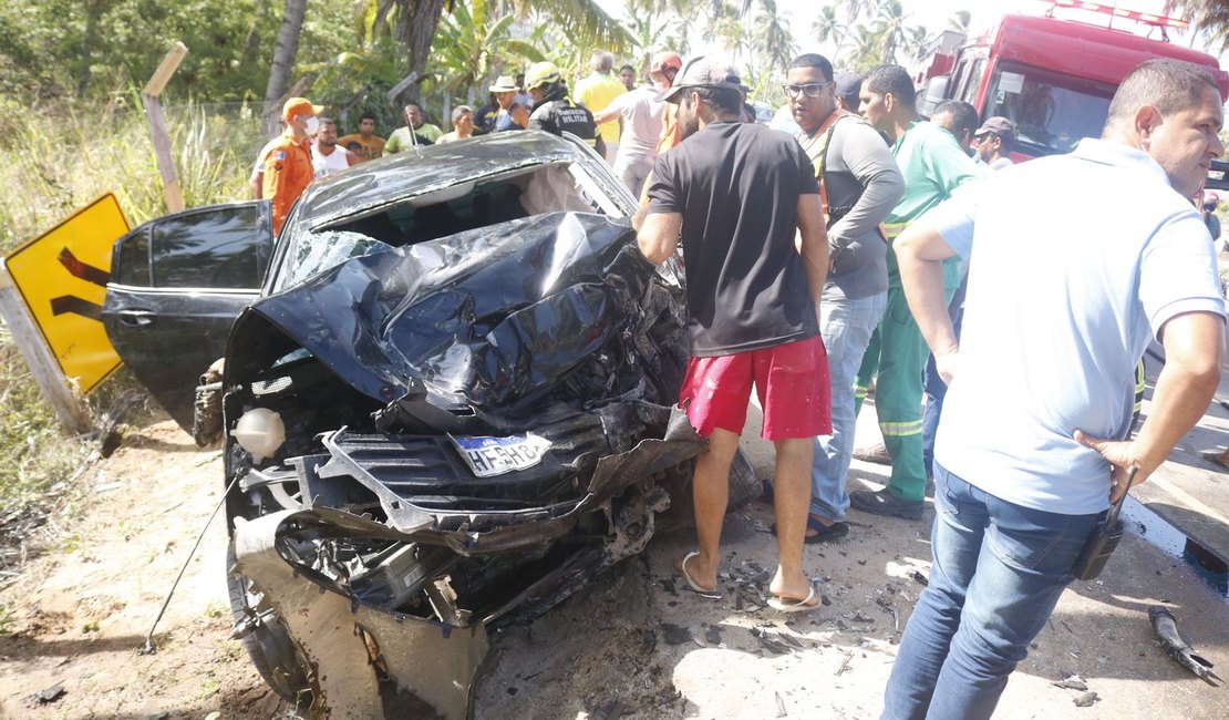 [Vídeo] Motorista cochila ao volante e provoca grave colisão na AL-101 Norte