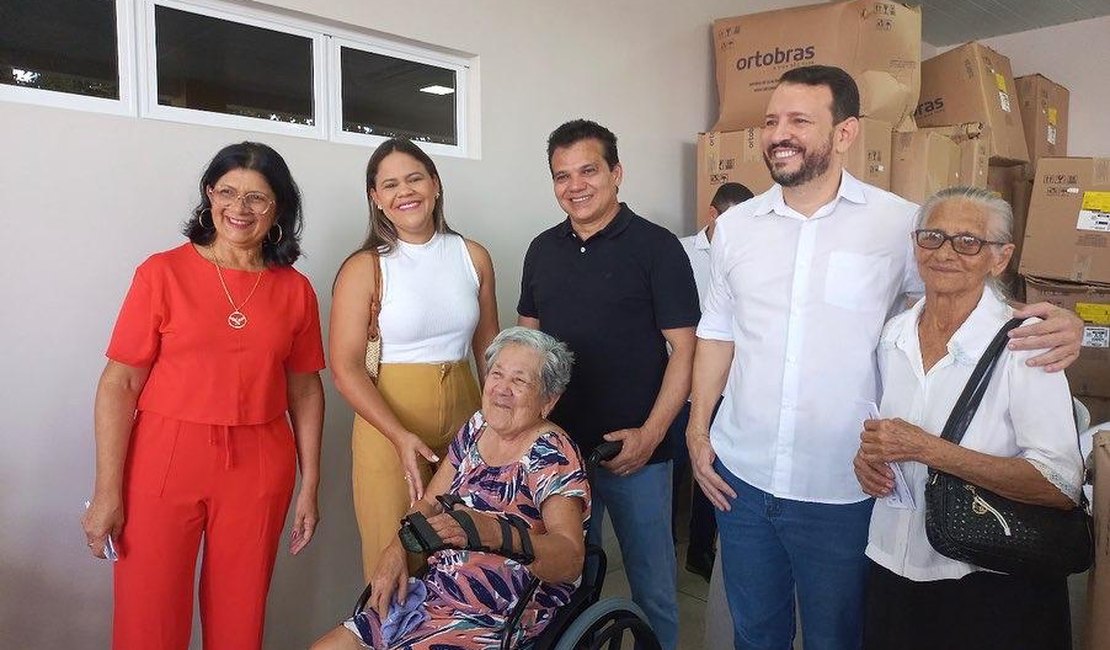 Deputado Ricardo Nezinho participa de entrega de órteses e próteses a beneficiados por parceria entre Pestalozzi e HE do Agreste