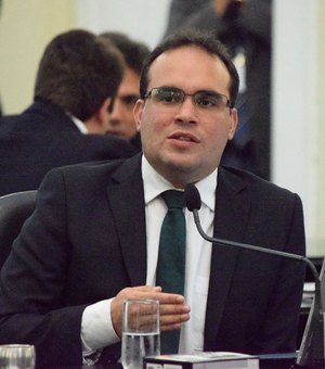 Davi Maia: de líder da oposição na ALE à oposição de seus liderados