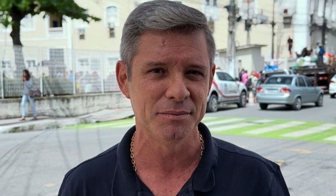Deputado Cabo Bebeto critica invasão do MST a prédios públicos de Alagoas