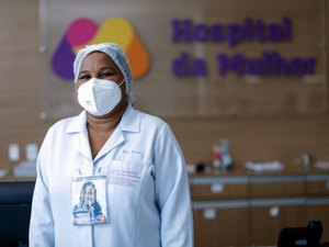 Conheça trajetória da primeira alagoana a receber vacina contra Covid-19 em AL