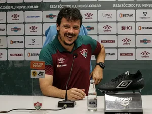 Fluminense renova com Diniz até o final de 2025