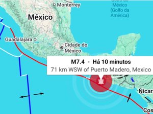 Terremoto de magnitude 7,4 atinge o México, e EUA emitem aleta de tsunami