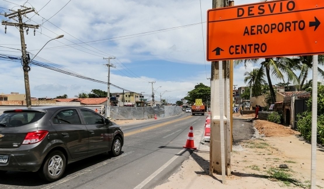 Obras de duplicação: trânsito de Jacarecica é interditado