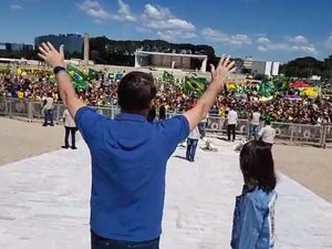 Bolsonaro volta a apoiar ato contra o STF e diz que 'chegou no limite'