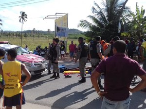 Ciclista fica politraumatizado e continua em estado grave no HGE