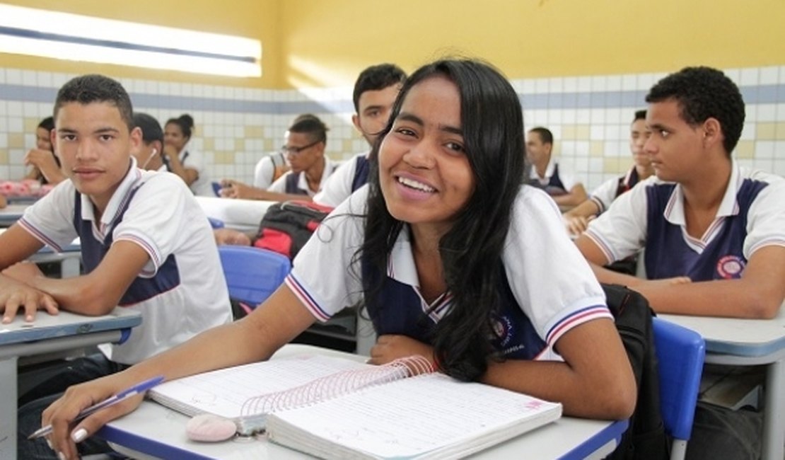 Estudante da rede estadual de Alagoas é finalista da Olimpíada de Língua Portuguesa