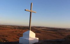 Pedra do Itapaúna vira polêmica entre ambientalistas e religiosos