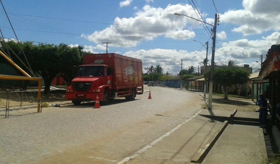Homem sofre tentativa de homicídio na Canafístula