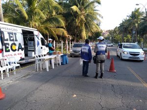 Lei Seca prende motorista embriagado e flagra 10 inabilitados em Maceió