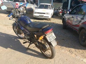 Polícia encontra moto roubada na zona rural de Lagoa da Canoa