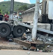 Caminhoneiro é investigado por suspeita de uso de drogas em atropelamento em Palmeira