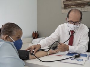 Infarto causa a morte de 70 mil brasileiros por ano, segundo a OMS