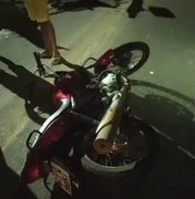 Motociclista fica ferido após colidir em carroça de burro em frente a motel em Palmeira