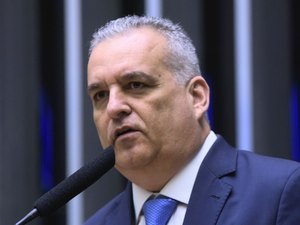 Alfredo Gaspar transforma experiência na segurança pública em projetos de lei