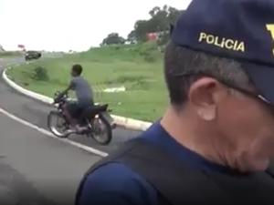 Quando nada mais te abala: como motoqueiro sem noção viralizou nas redes