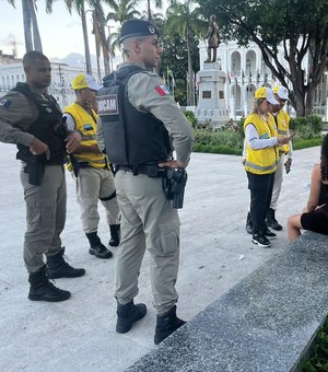 Homem é preso por agredir adolescente com tapas e chutes no Centro de Maceió
