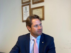 Emenda de Pedro Vilela que garante mais empregos no turismo vira lei