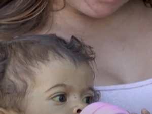 Criança de seis meses precisa de ajuda em luta contra doença no fígado