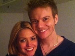 Thais Fersoza celebra 9 anos com Michel Teló e se declara na web