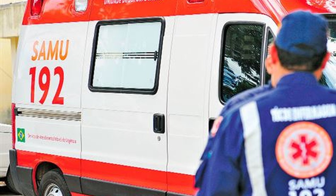 Colisão ente carro e moto deixa homem ferido em Colônia Leopoldina