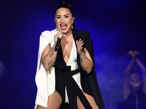 Demi Lovato cancela shows no Brasil para 'focar em recuperação'