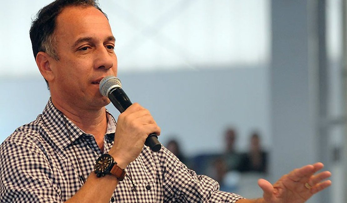 Dunga receberá Comenda Padre Léo por seu trabalho pela recuperação de dependentes químicos
