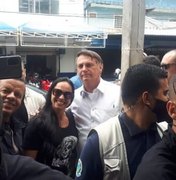 Bolsonaro: 'Entre eu e a vacina tem a Anvisa, que alguns não querem respeitar'