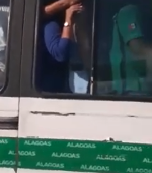[Vídeo] Van intermunicipal descumpre decreto e é flagrada superlotada em Murici