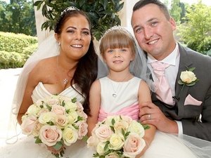 Antes de morrer, paciente de câncer realiza o sonhor de ter festa de casamento