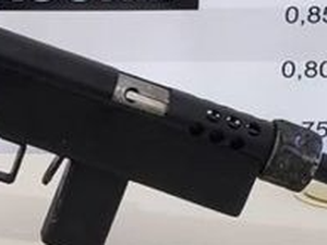 Denúncia anônima resulta na apreensão de submetralhadora e prisão de suspeito