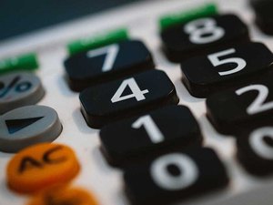 Quinze milhões de famílias entraram em crise em 2018, diz levantamento