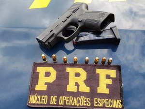 PRF prende homem por porte ilegal de arma de fogo em Satuba