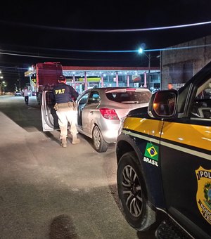 Dois homens foram presos pela PRF por receptação de veículo em União dos Palmares e Maceió