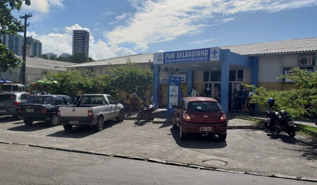 Ordenamento de ambulantes melhora fluxo no Pam Salgadinho