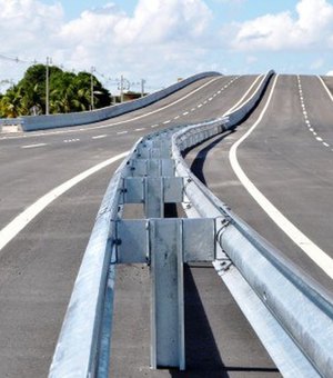 Estado avança na triplicação de trecho da AL-101 Sul entre Maceió e Marechal