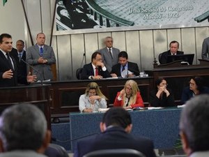 Deputados criticam projeto de lei municipal que insere aposentados no fundo previdenciário