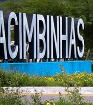 Homem com passagem por tráfico é abordado com arma branca próximo à escola