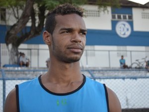 Zagueiro Valdo se despede do Confiança e vai defender o Ceará