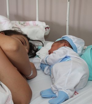 Hospital Regional estimula partos humanizados e fortalece vínculo entre mãe e filhos
