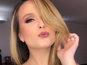Larissa Manoela completa 18 anos e é considerada fenômeno pop