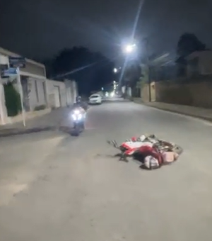 Condutor sofre acidente na rua Estudante José de Oliveira Leite, em Arapiraca