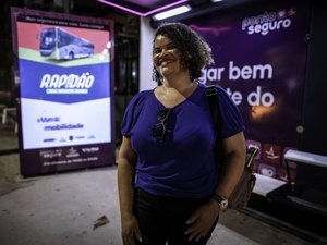 Prefeitura investe em tecnologia para tornar transporte público mais seguro para mulheres