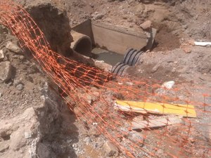 [Vídeo] Moradores reclamam de paralisação de obras em Arapiraca após as eleições