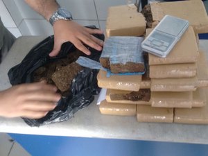 Após denúncia, homem é preso com cerca de 10 kg de maconha 