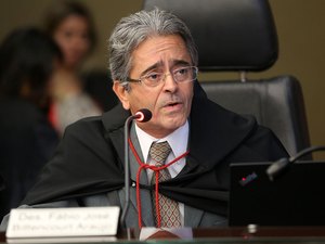 Lei criada pelo ex-prefeito de Feira Grande é suspensa pelo TJ/AL