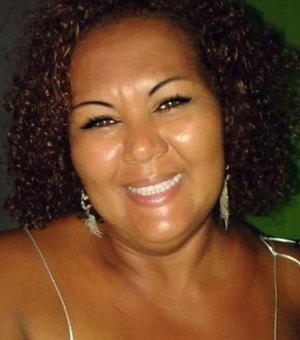 Mulher é morta a facadas durante discussão em Piaçabuçu