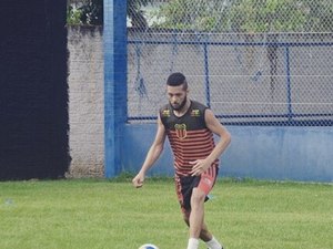 Volante arapiraquense Jota vai atuar no futebol de Rondônia
