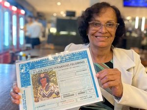 Aos 78 anos, idosa consegue tirar CNH na PB: 'Não desisti do meu sonho de infância'